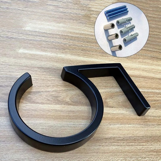 BoldLux | Black Floating House Number