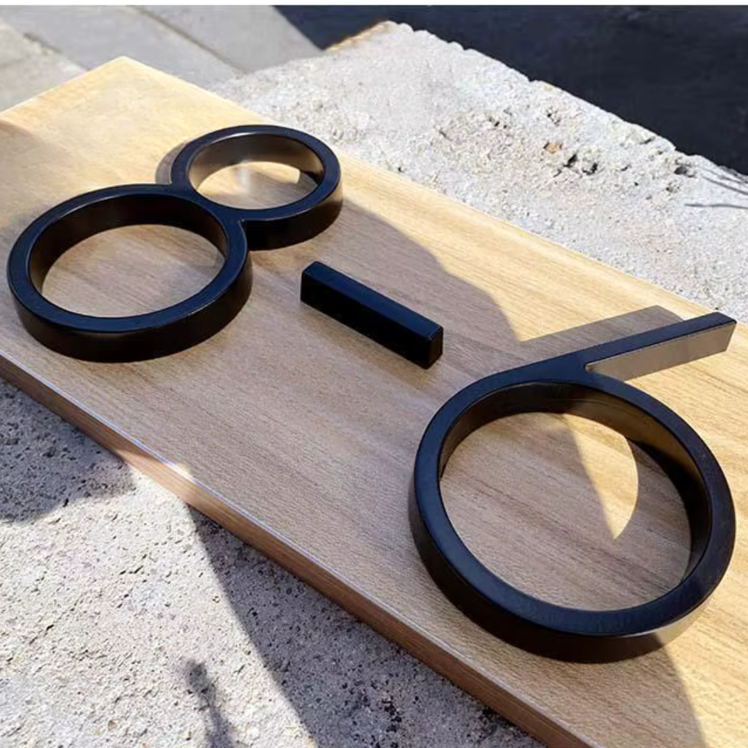 BoldLux | Black Floating House Number